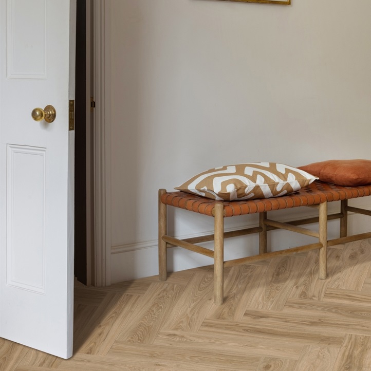 Кварцвинил Moduleo Roots Herringbone 22229 Blackjack Oak