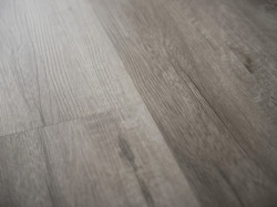 Кварцвинил Lamiwood Кварцвуд Q-15 Дуб Мэдисон