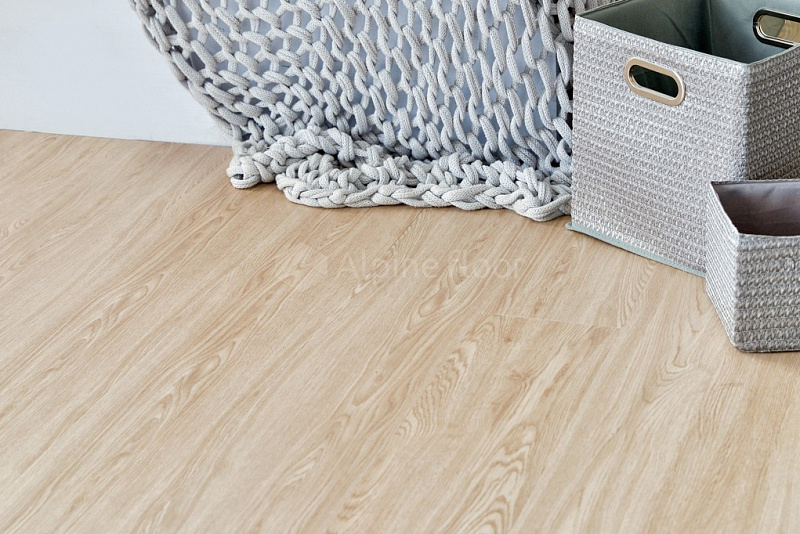 Кварцвинил Alpine Floor Classic Light Еco 106-11 Ясень Макао